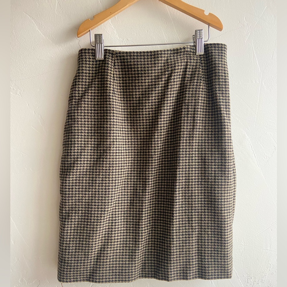 Vintage Ann Taylor houndstooth skirt